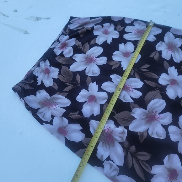 Tapemeasure Women’s Brown & White Stretch Floral Skirt Ruffles Elastic Waist M - Picture 3 of 9